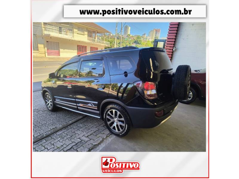 CHEVROLET - SPIN - 2017/2018 - Preta - R$ 65.700,00