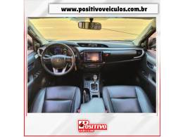 TOYOTA - HILUX - 2018/2018 - Prata - R$ 164.700,00