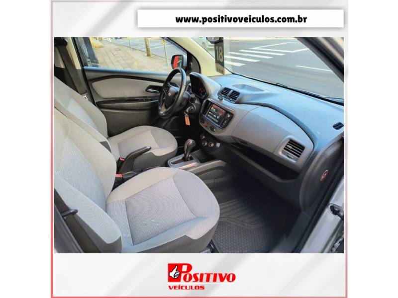 CHEVROLET - SPIN - 2017/2018 - Prata - R$ 68.500,00