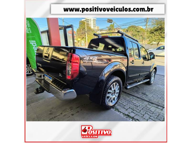 NISSAN - FRONTIER - 2013/2014 - Cinza - R$ 104.900,00