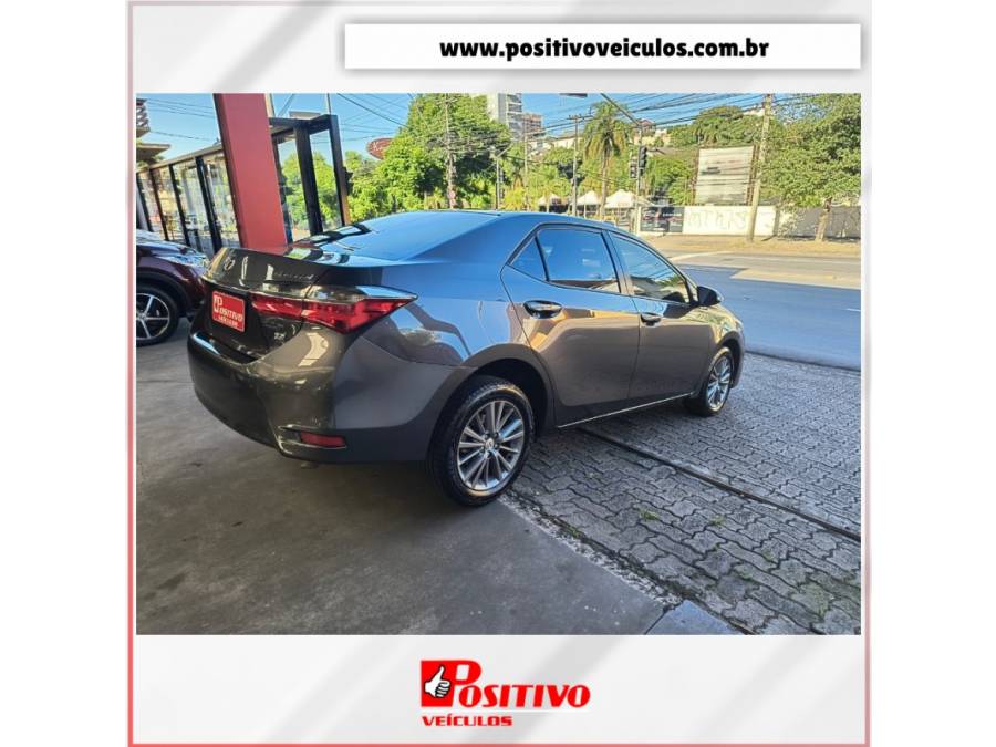 TOYOTA - COROLLA - 2019/2019 - Cinza - R$ 95.500,00