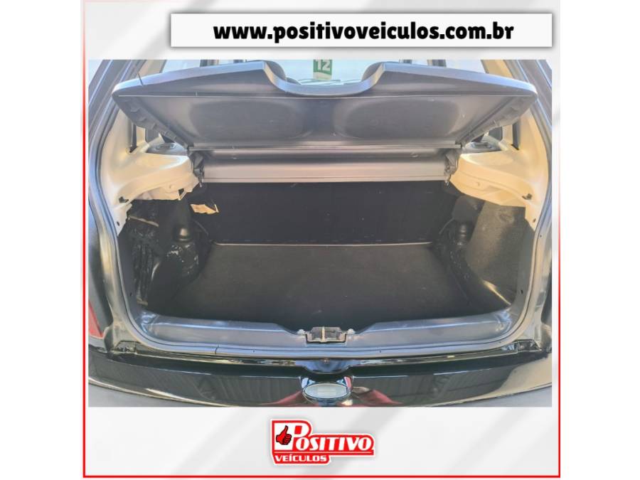 CHEVROLET - CELTA - 2011/2012 - Preta - R$ 29.900,00