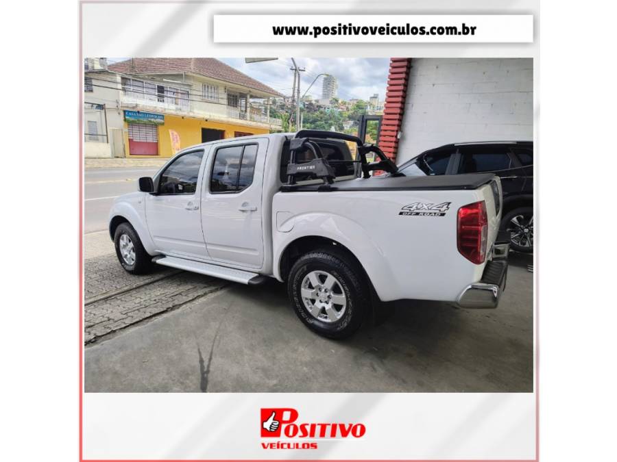 NISSAN - FRONTIER - 2016/2016 - Prata - R$ 113.500,00