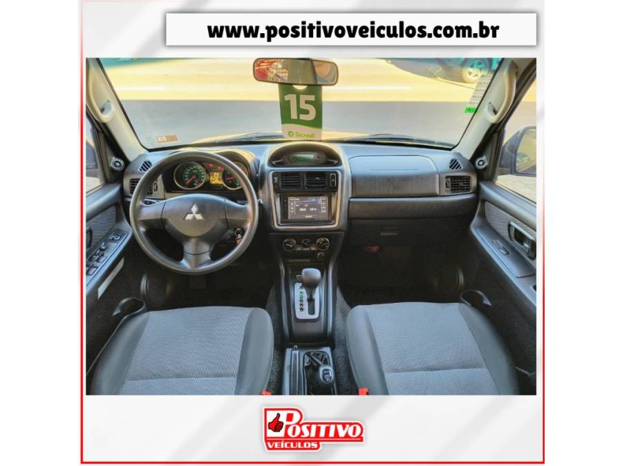 MITSUBISHI - PAJERO TR4 - 2014/2015 - Preta - R$ 74.900,00