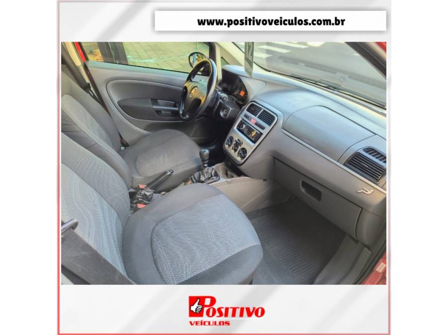 FIAT - PUNTO - 2011/2012 - Vermelha - R$ 35.900,00