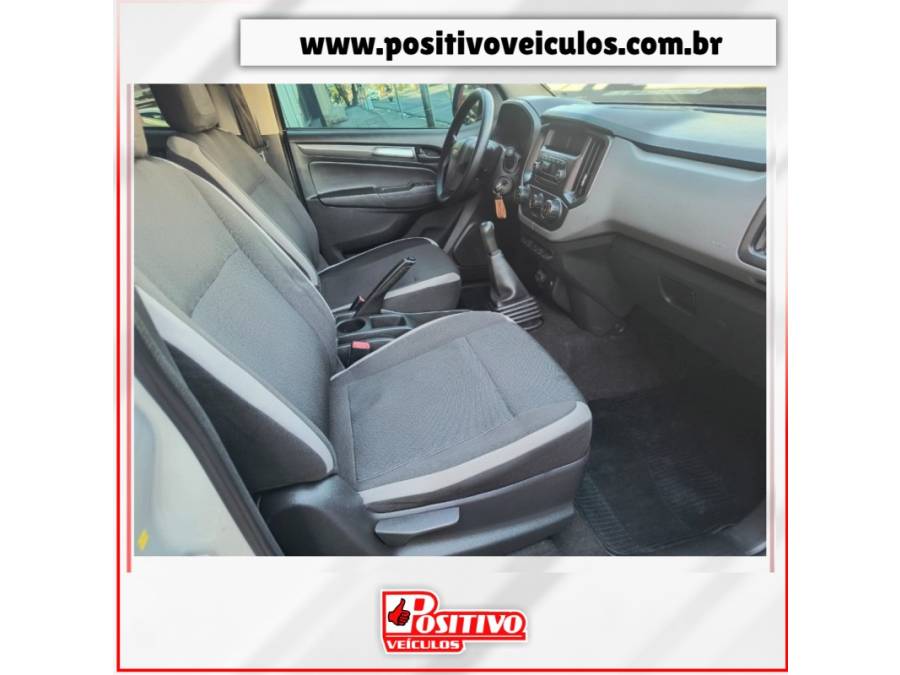 CHEVROLET - S10 - 2019/2019 - Prata - R$ 119.700,00