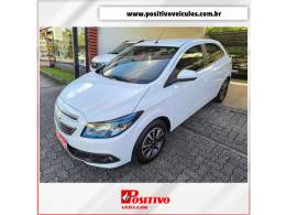 CHEVROLET - ONIX - 2015/2015 - Branca - R$ 59.500,00