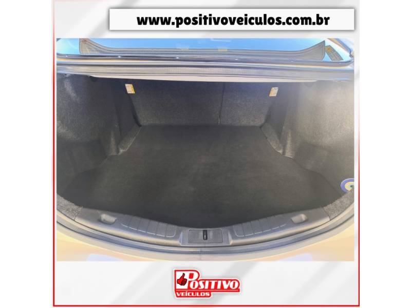 FORD - FUSION - 2014/2014 - Branca - R$ 73.900,00