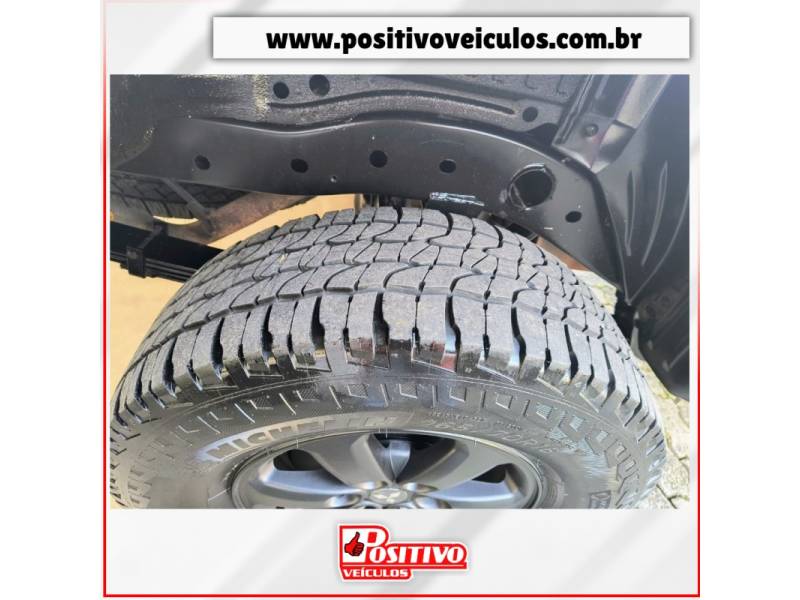 MITSUBISHI - L200 TRITON - 2014/2015 - Branca - R$ 89.500,00