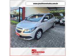 CHEVROLET - ONIX - 2013/2013 - Prata - R$ 44.500,00