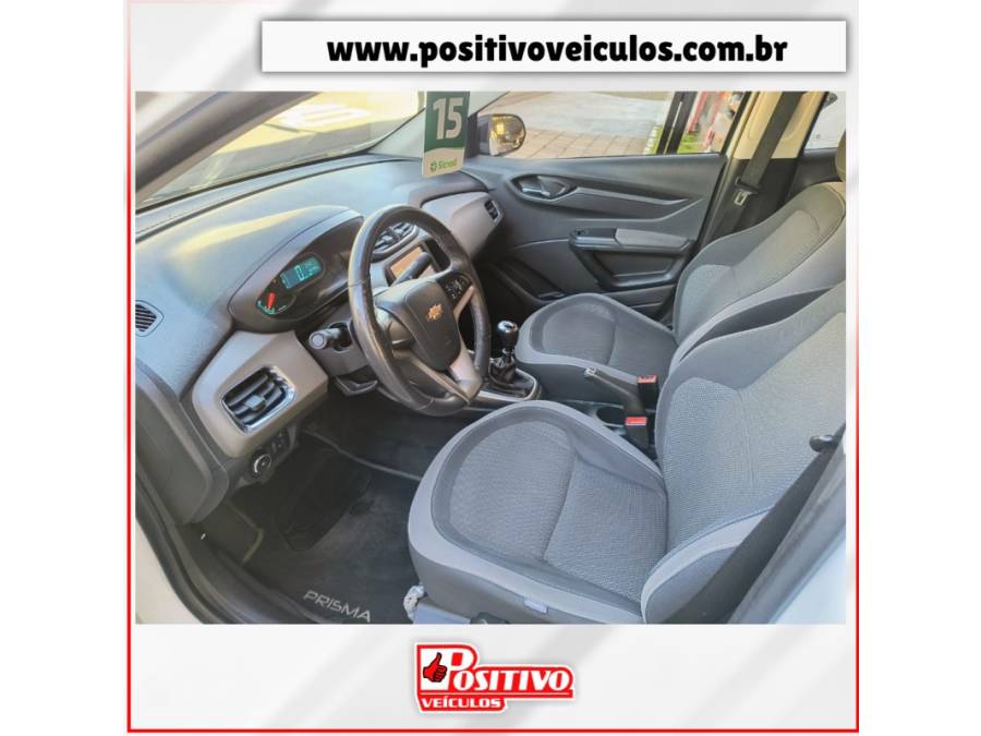 CHEVROLET - PRISMA - 2015/2015 - Branca - R$ 46.700,00