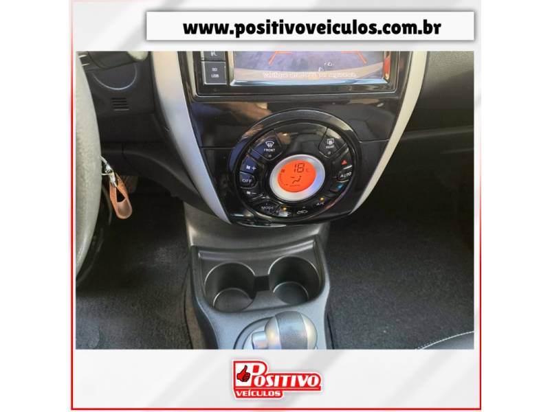 NISSAN - VERSA - 2019/2020 - Branca - R$ 67.700,00