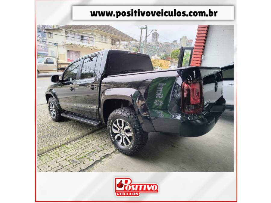 VOLKSWAGEN - AMAROK - 2015/2015 - Preta - R$ 105.000,00
