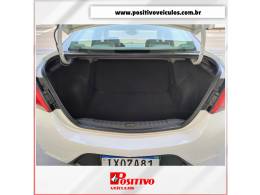 CHEVROLET - PRISMA - 2017/2017 - Branca - R$ 65.500,00