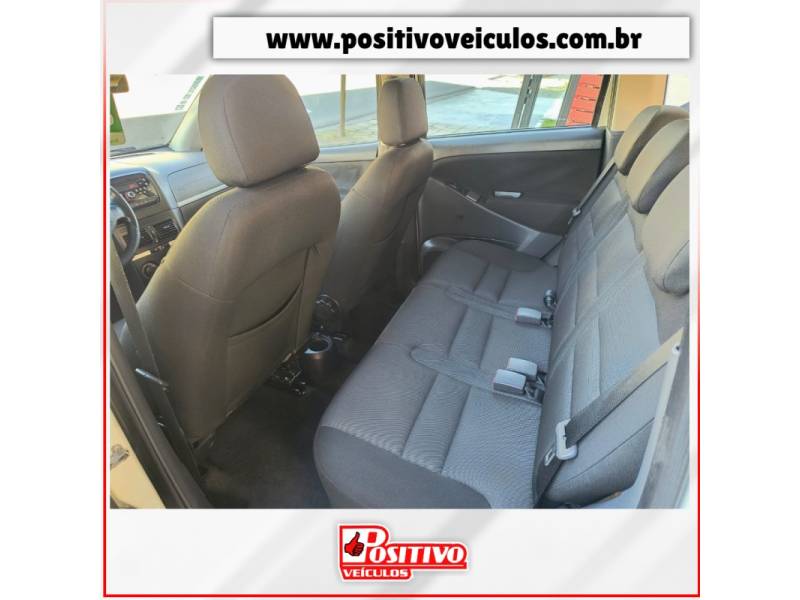 FIAT - IDEA - 2013/2013 - Branca - R$ 37.500,00