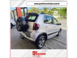 VOLKSWAGEN - CROSSFOX - 2012/2012 - Prata - R$ 45.500,00