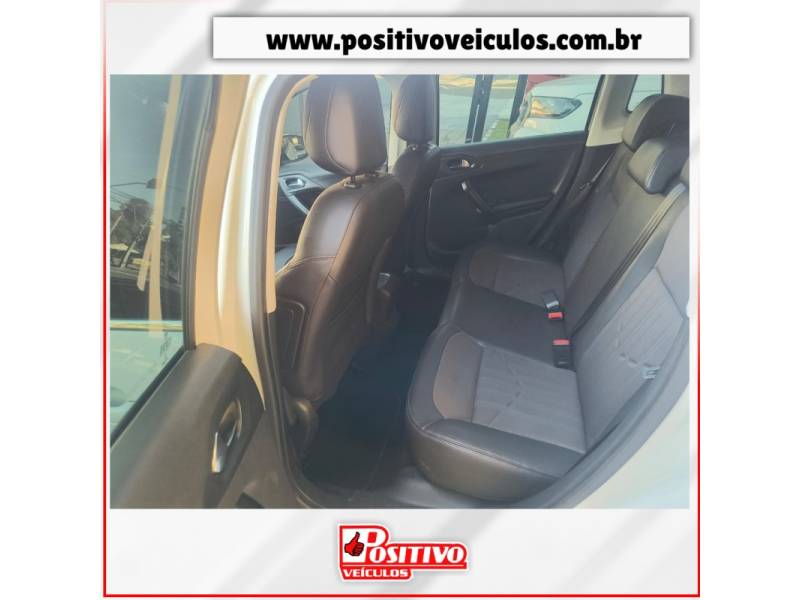 PEUGEOT - 2008 - 2015/2016 - Branca - R$ 58.900,00