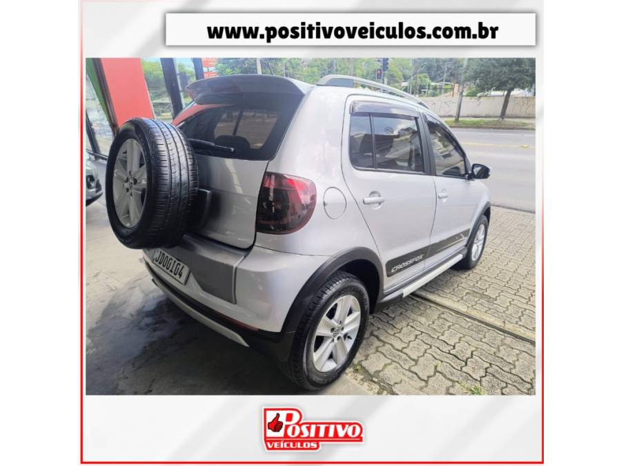 VOLKSWAGEN - CROSSFOX - 2011/2011 - Prata - R$ 39.900,00
