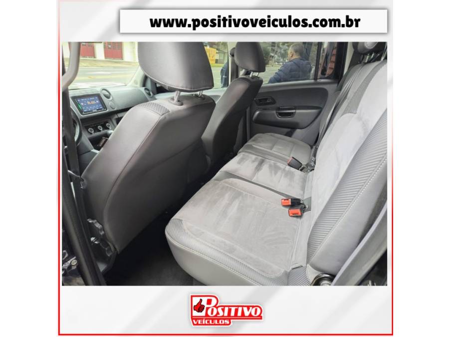 VOLKSWAGEN - AMAROK - 2015/2015 - Preta - R$ 105.000,00
