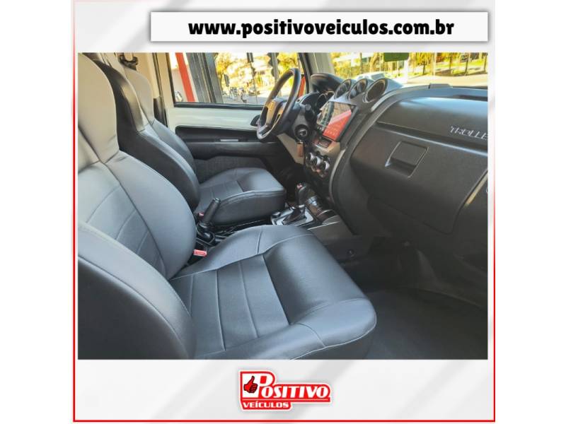 TROLLER - T4 - 2021/2021 - Branca - R$ 235.000,00