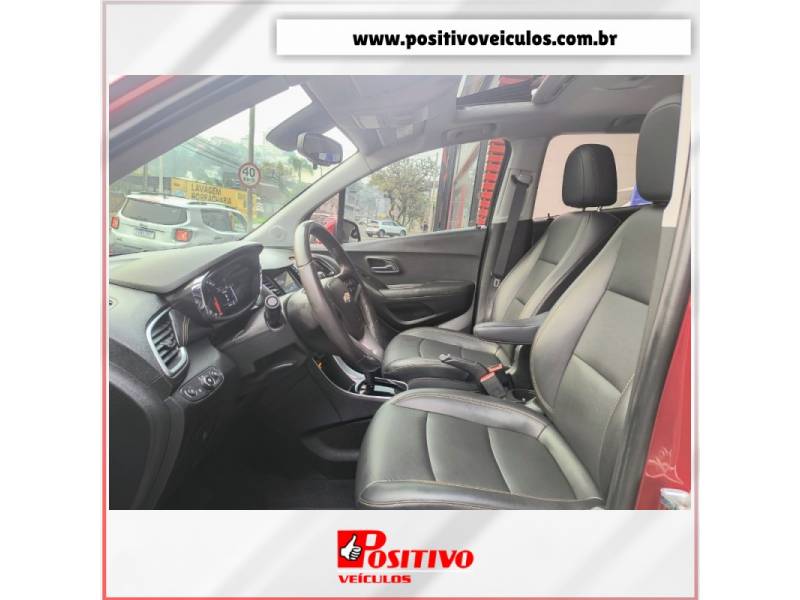 CHEVROLET - TRACKER - 2019/2019 - Vermelha - R$ 95.500,00