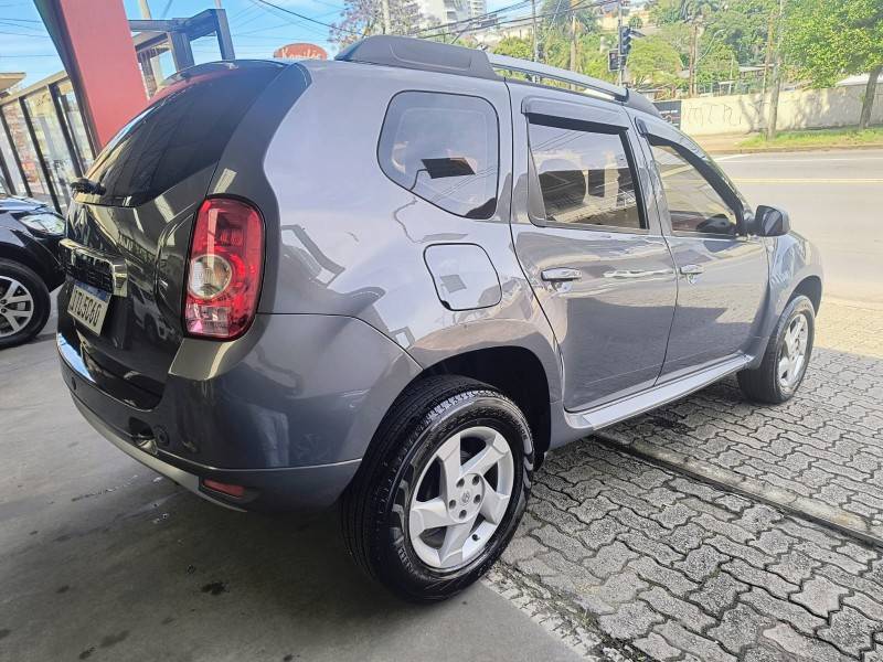 RENAULT - DUSTER - 2012/2013 - Cinza - R$ 57.500,00