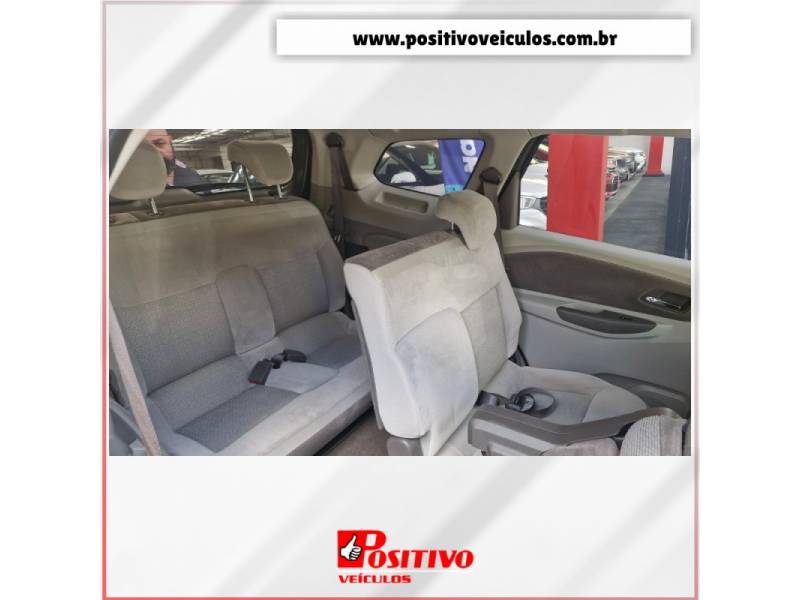 CHEVROLET - SPIN - 2013/2013 - Cinza - R$ 53.500,00