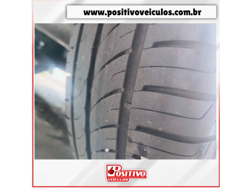 PEUGEOT - 208 - 2023/2024 - Cinza - R$ 79.900,00