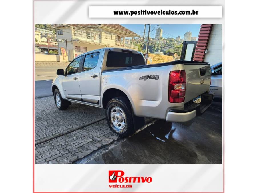 CHEVROLET - S10 - 2019/2019 - Prata - R$ 129.500,00
