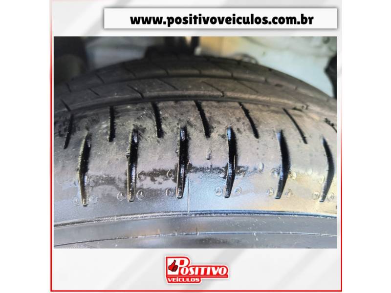 CHEVROLET - PRISMA - 2015/2015 - Branca - R$ 46.700,00