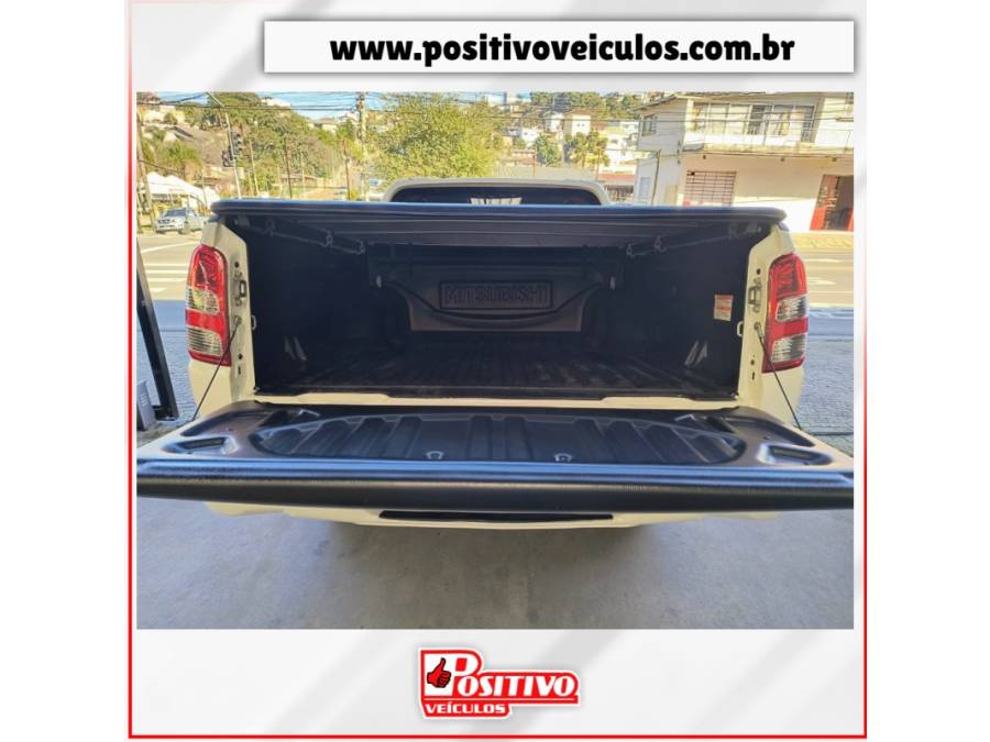 MITSUBISHI - L200 TRITON - 2012/2023 - Branca - R$ 147.500,00