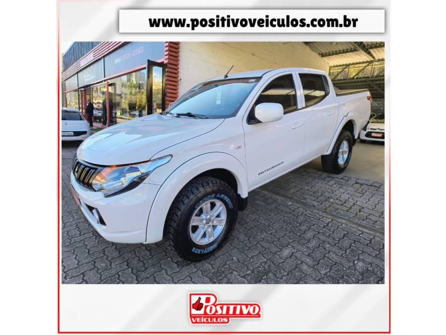 MITSUBISHI - L200 TRITON - 2012/2023 - Branca - R$ 147.500,00