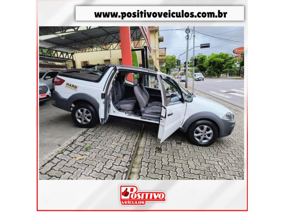FIAT - STRADA - 2016/2016 - Branca - R$ 69.500,00