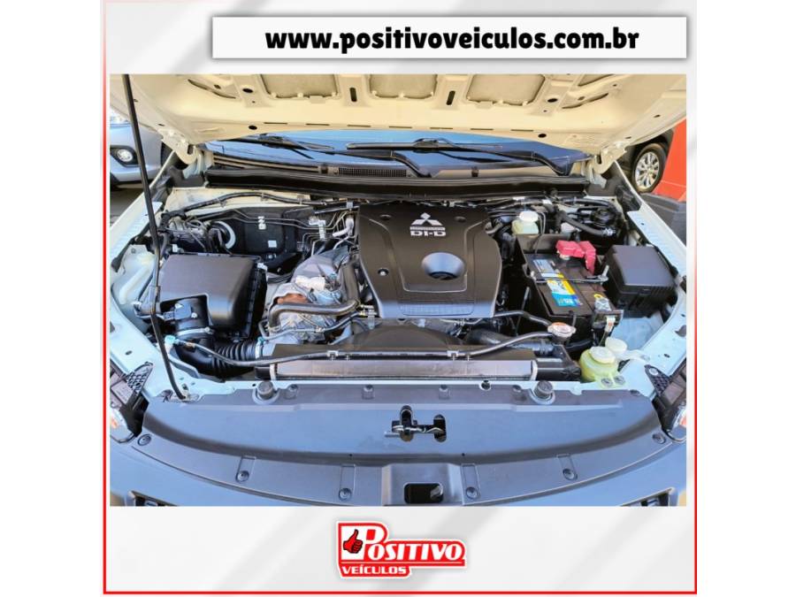 MITSUBISHI - L200 TRITON - 2012/2023 - Branca - R$ 147.500,00