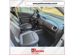CHEVROLET - SPIN - 2022/2022 - Prata - R$ 92.500,00