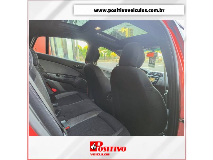 FIAT - BRAVO - 2015/2016 - Vermelha - R$ 54.800,00