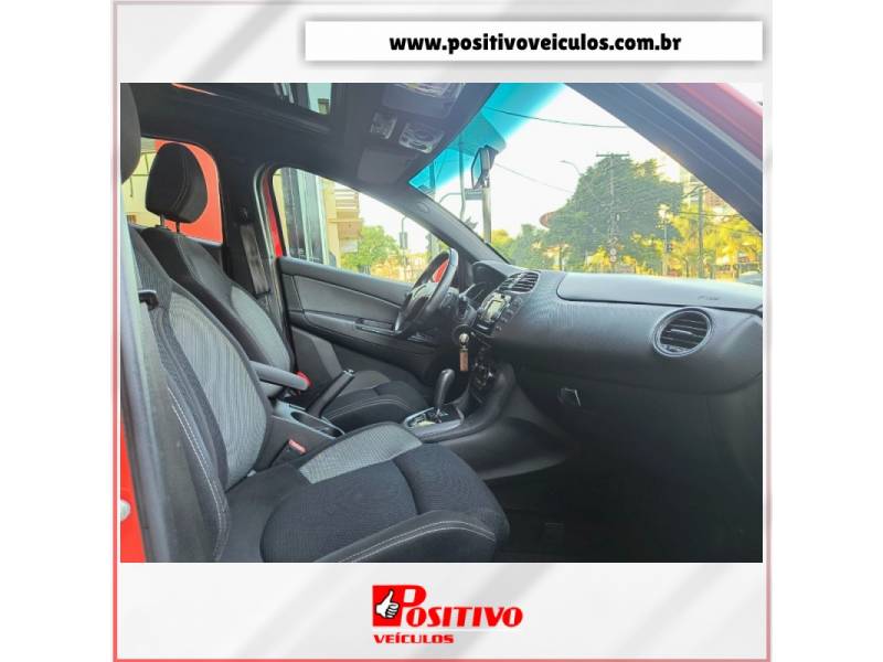 FIAT - BRAVO - 2015/2016 - Vermelha - R$ 54.800,00