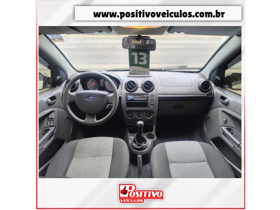 FORD - FIESTA - 2013/2013 - Bege - R$ 33.800,00