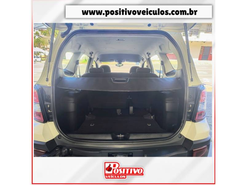 CHEVROLET - SPIN - 2018/2018 - Branca - R$ 65.800,00