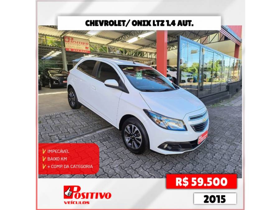 CHEVROLET - ONIX - 2015/2015 - Branca - R$ 59.500,00