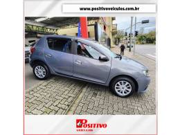 RENAULT - SANDERO - 2014/2015 - Cinza - R$ 41.800,00