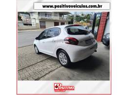 PEUGEOT - 208 - 2018/2019 - Branca - R$ 61.700,00