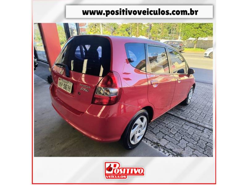 HONDA - FIT - 2005/2005 - Vermelha - R$ 34.500,00