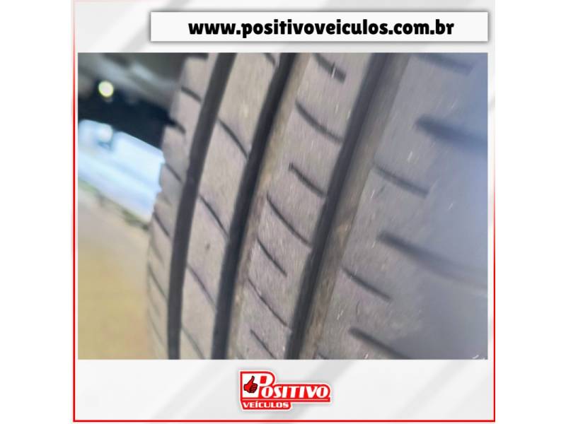 CHEVROLET - CELTA - 2011/2012 - Preta - R$ 29.900,00