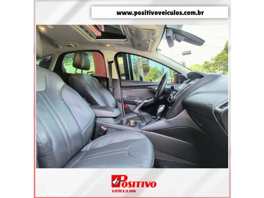 FORD - FOCUS - 2014/2015 - Branca - R$ 59.800,00