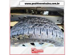 NISSAN - FRONTIER - 2013/2014 - Cinza - R$ 104.900,00