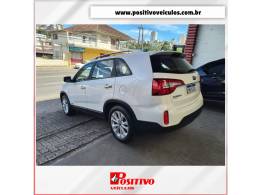 KIA MOTORS - SORENTO - 2014/2015 - Branca - R$ 93.900,00