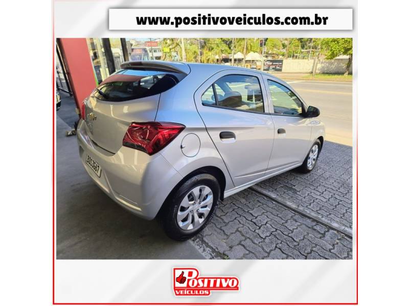 CHEVROLET - ONIX - 2019/2020 - Cinza - R$ 56.700,00