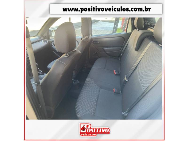 RENAULT - OROCH - 2022/2023 - Branca - R$ 89.500,00