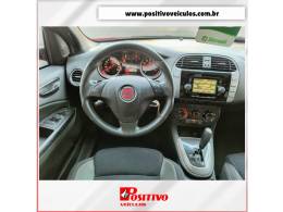 FIAT - BRAVO - 2015/2016 - Vermelha - R$ 54.800,00